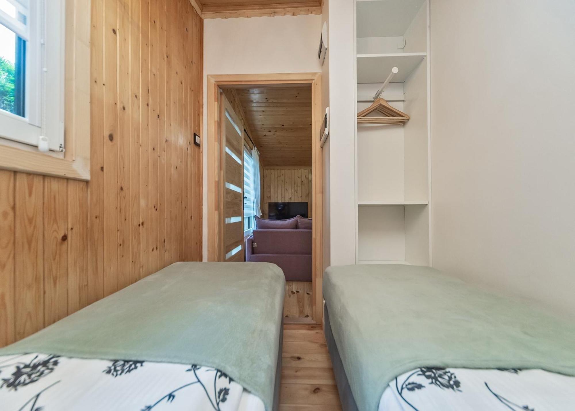 Romanowka Holiday home *
